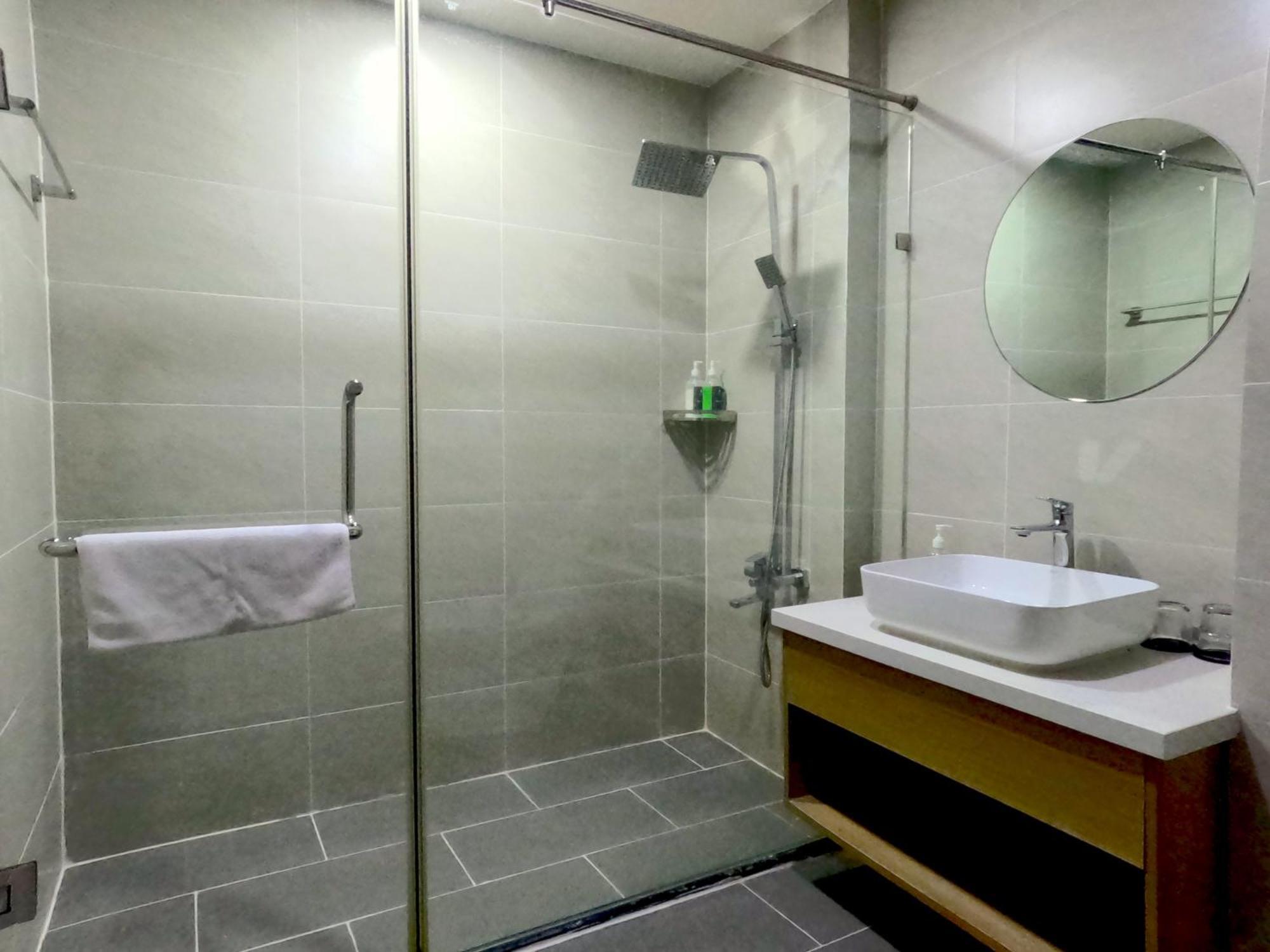 Khách sạn Sazi Resin Bui Thi Xuan