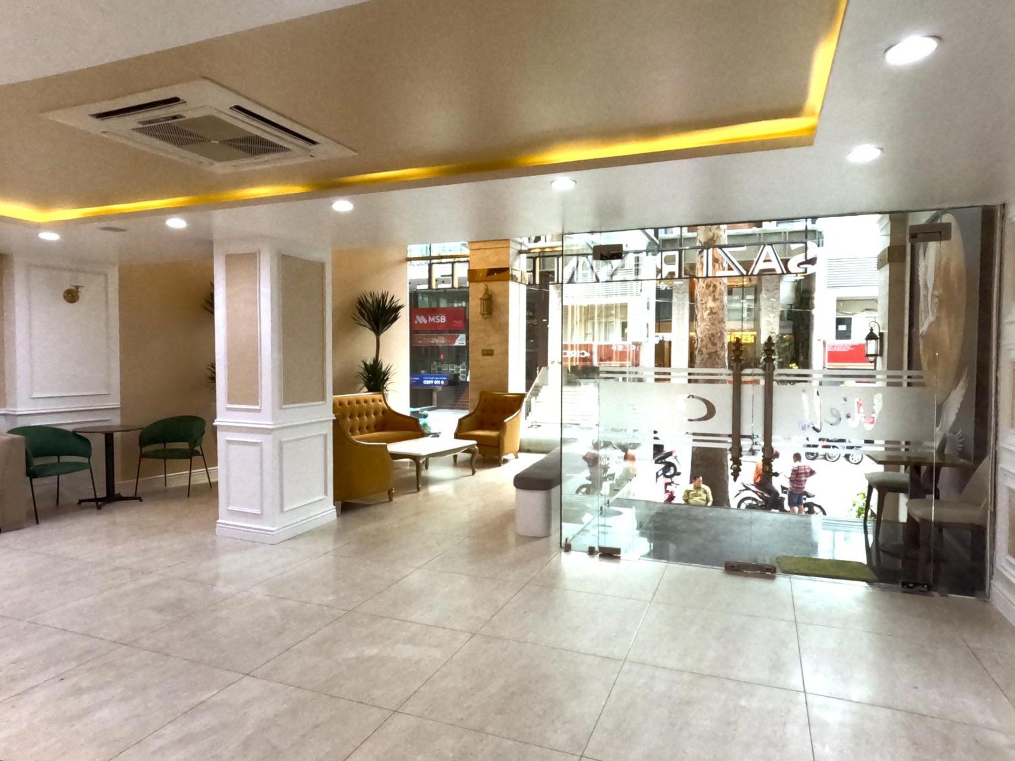 Sazi Resin Bui Thi Xuan 3*